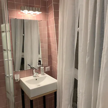 Le Marais - Steps From Place Des Vosges Aldaro Apartment *