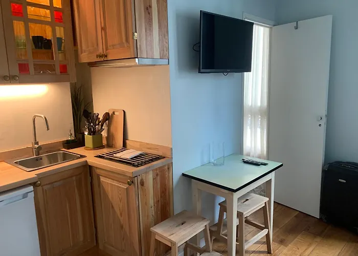 Apartment Paris Le Marais - Steps From Place De Vosges Aldaro *