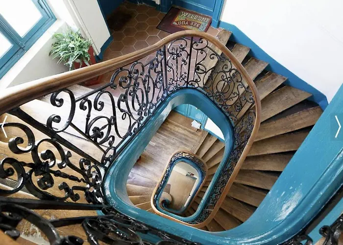 Апартаменты Le Marais - Steps From Place De Vosges Aldaro Париж